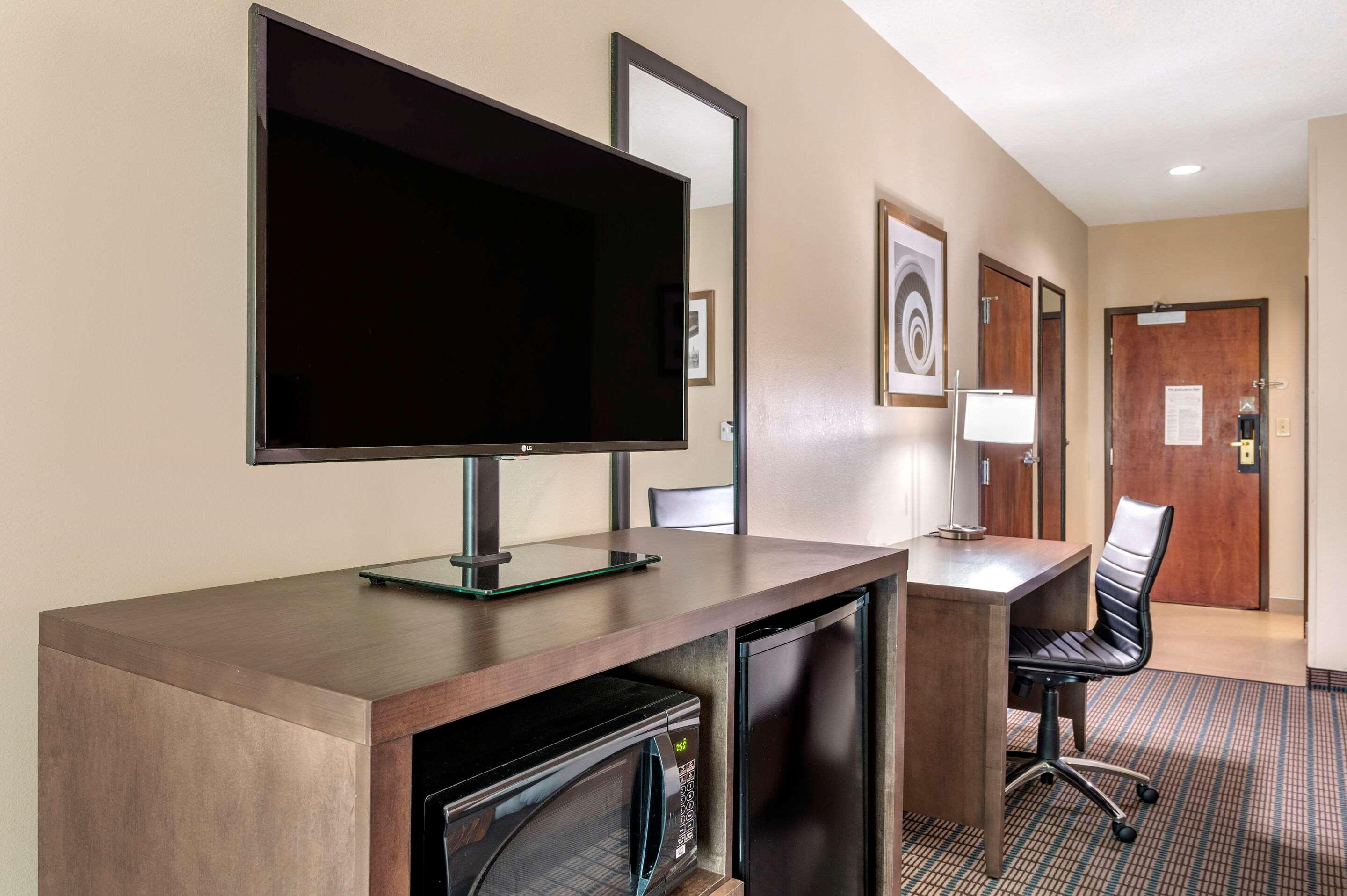Comfort Inn & Suites Cincinnati Dış mekan fotoğraf