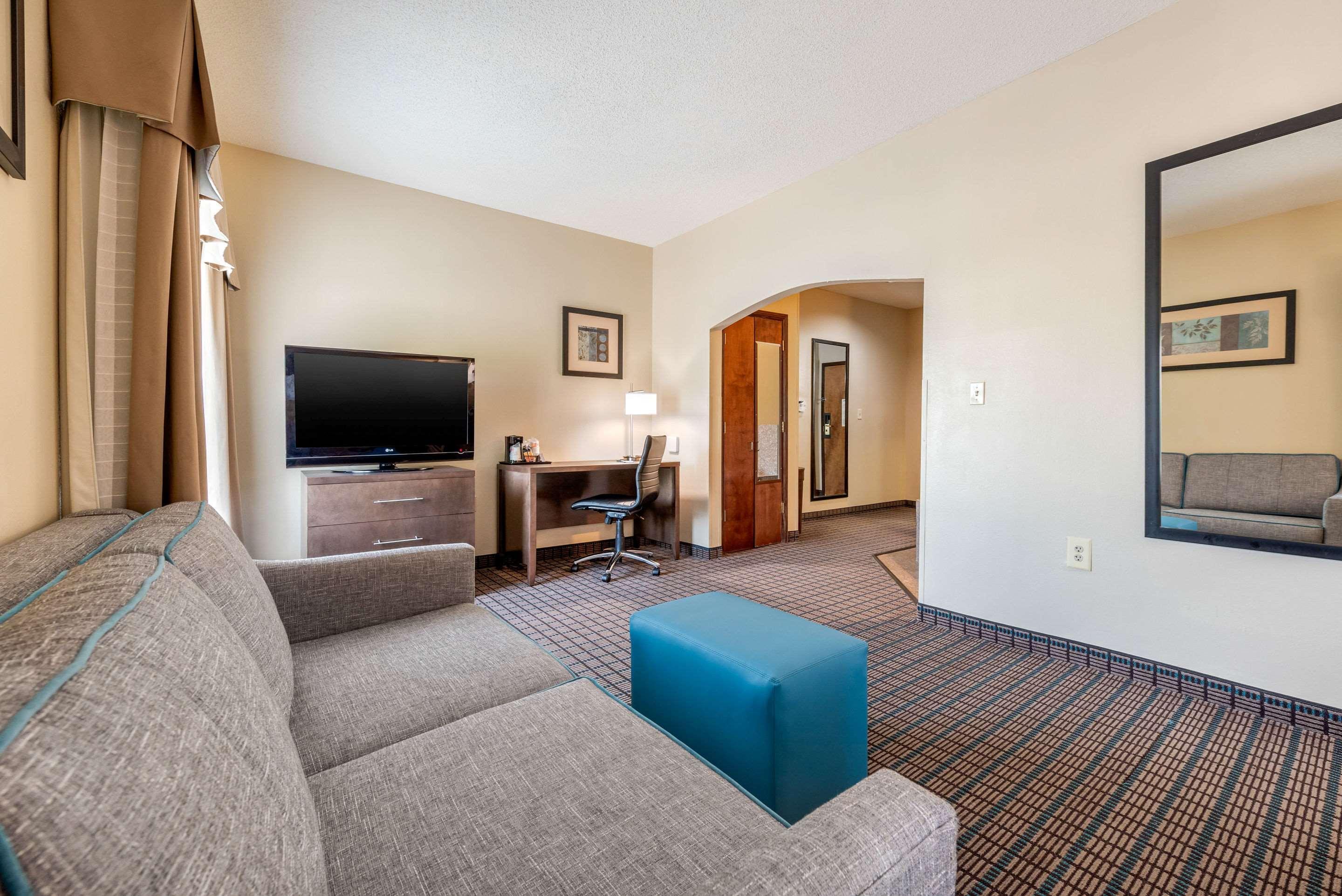 Comfort Inn & Suites Cincinnati Dış mekan fotoğraf