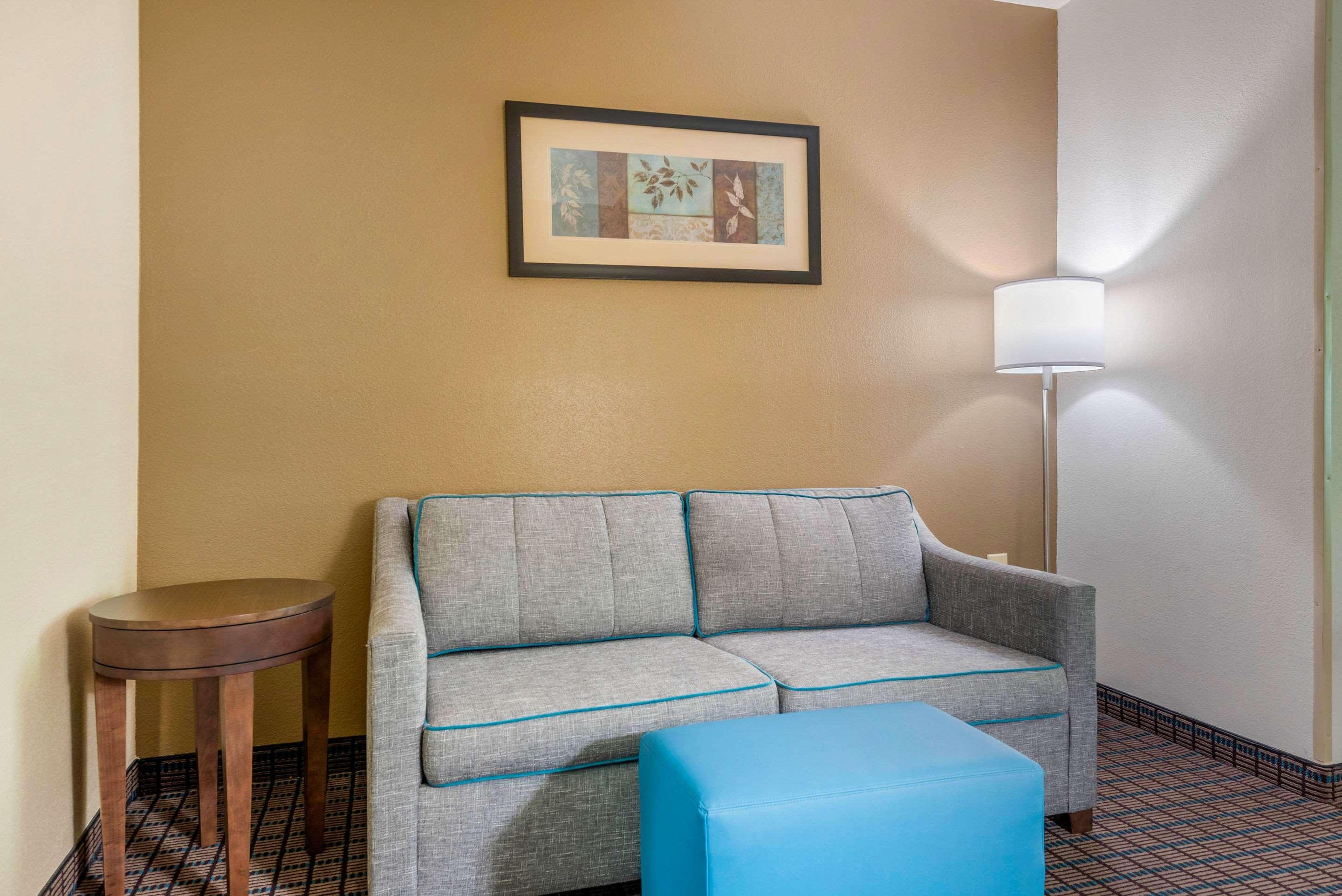 Comfort Inn & Suites Cincinnati Dış mekan fotoğraf