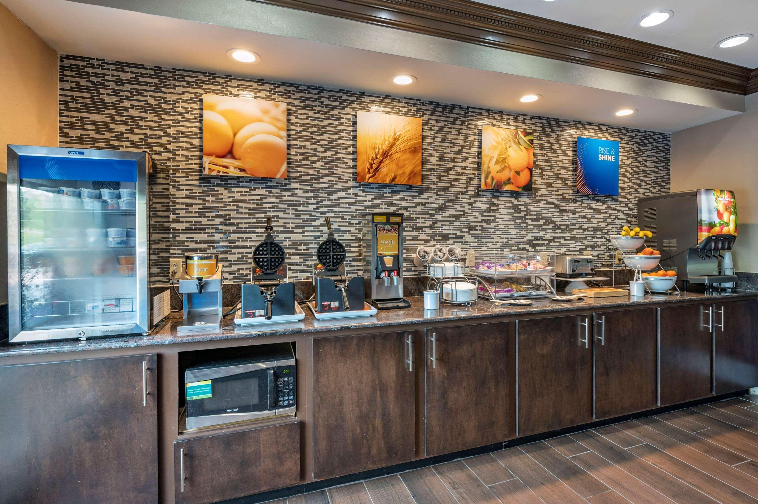 Comfort Inn & Suites Cincinnati Dış mekan fotoğraf