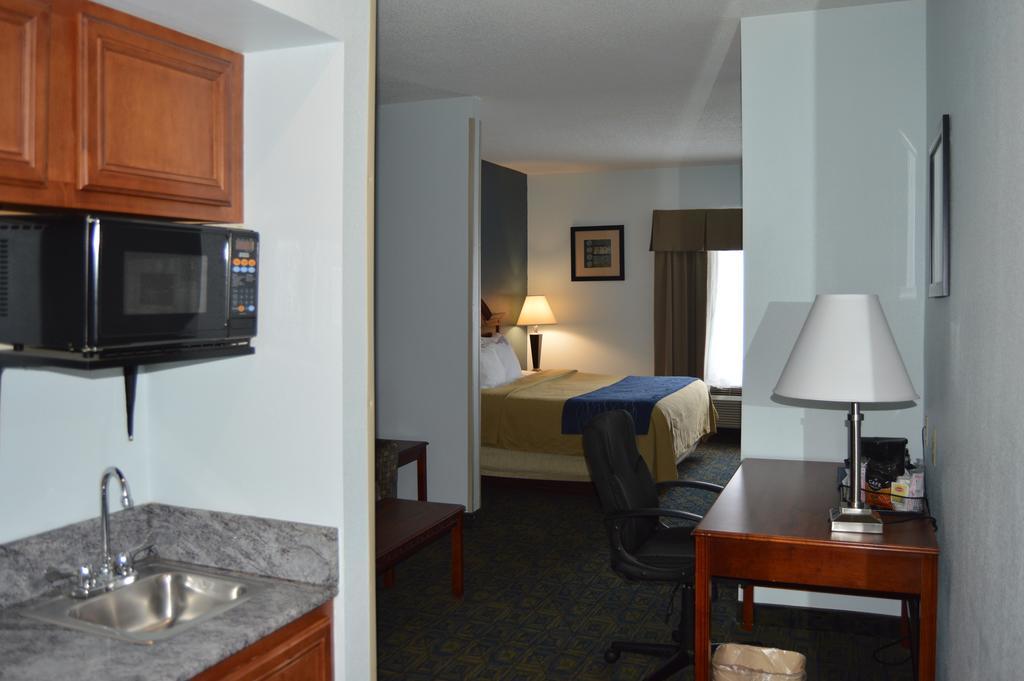 Comfort Inn & Suites Cincinnati Dış mekan fotoğraf