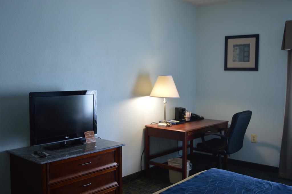 Comfort Inn & Suites Cincinnati Oda fotoğraf