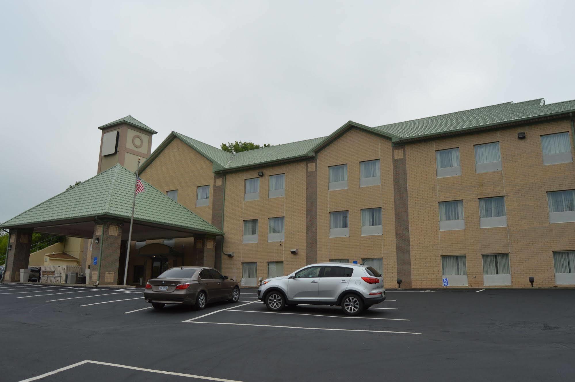Comfort Inn & Suites Cincinnati Dış mekan fotoğraf